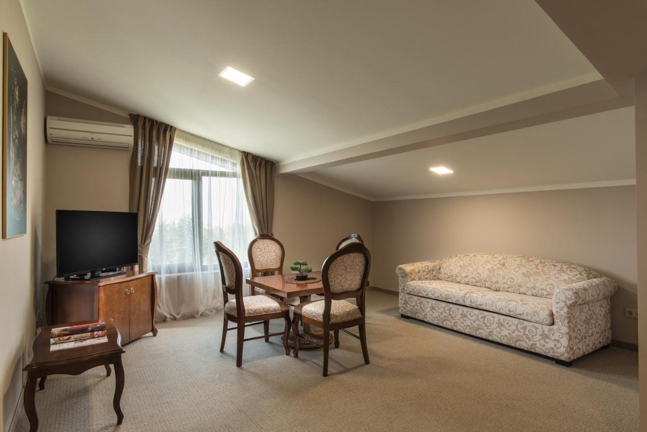 Hotel Villa Magus Kladnitsa Eksteriør bilde