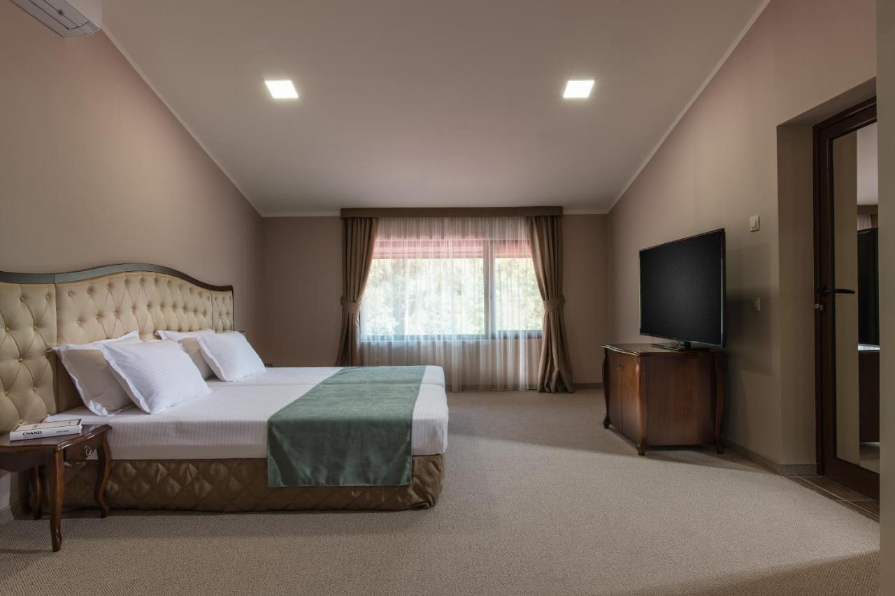 Hotel Villa Magus Kladnitsa Eksteriør bilde