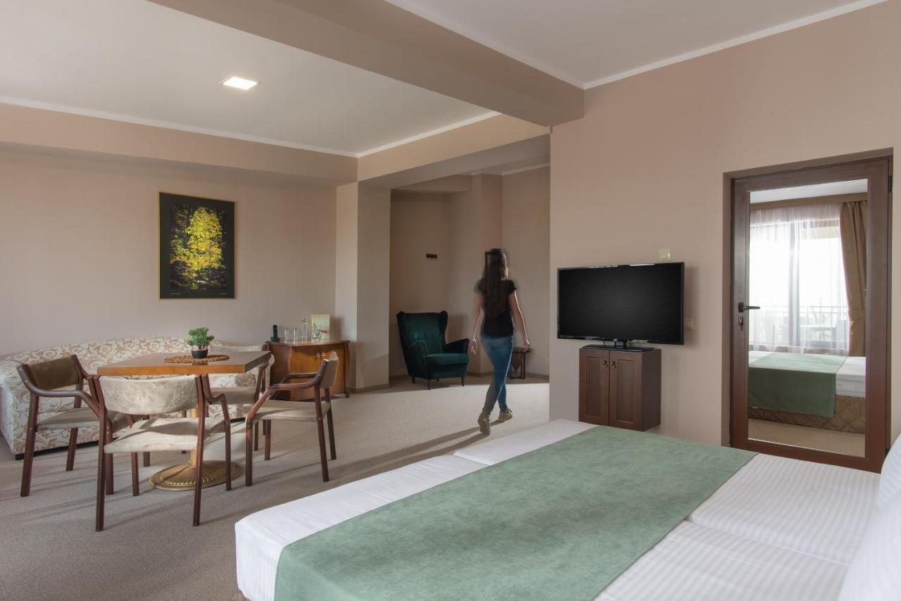 Hotel Villa Magus Kladnitsa Eksteriør bilde